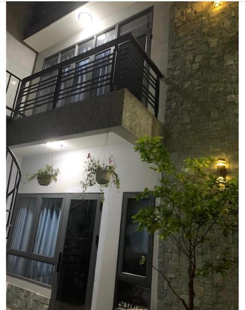 Royal With Front Small Yard Bed & Breakfast *